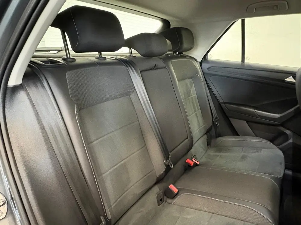 Volkswagen T-Roc 1.5 TSI 150pk Automaat Style Climate Contro uit 2022, foto 3