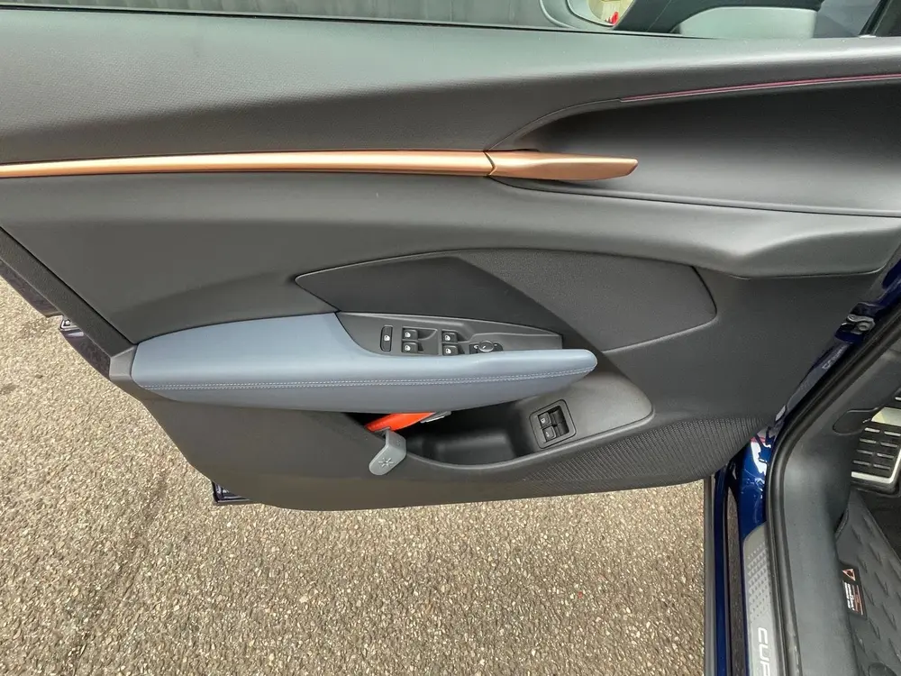 Cupra Terramar 1.5 TSI e-Hybrid VZ Performance uit 2025, foto 3