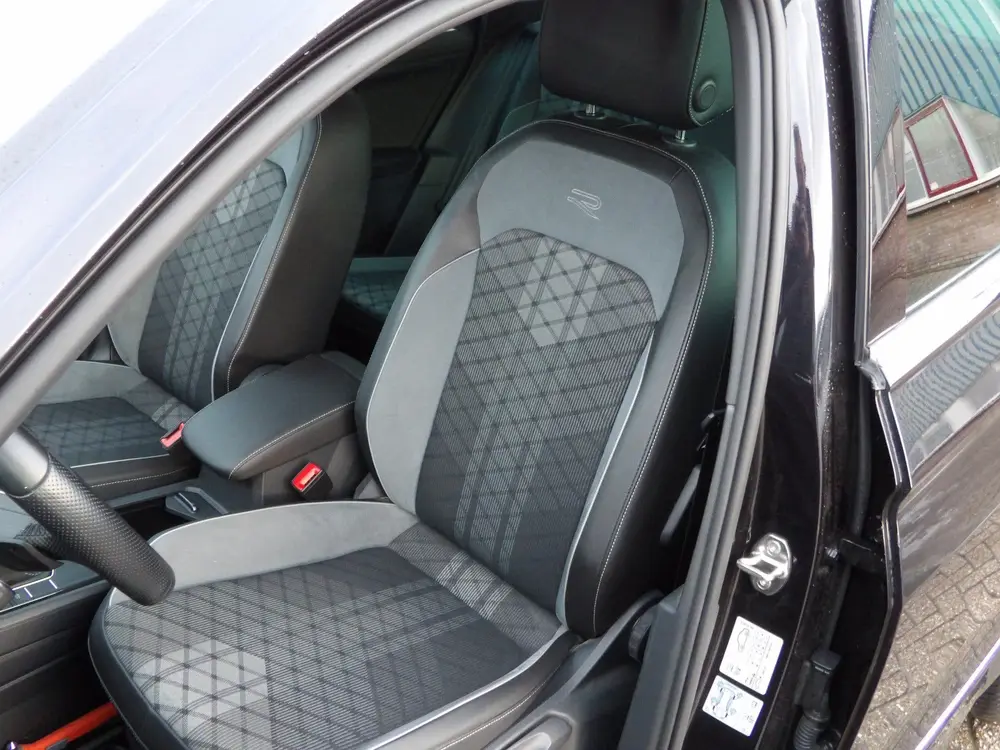 Volkswagen Tiguan 1.5 TSI R-Line Business+ (bj 2022) uit 2022, foto 11