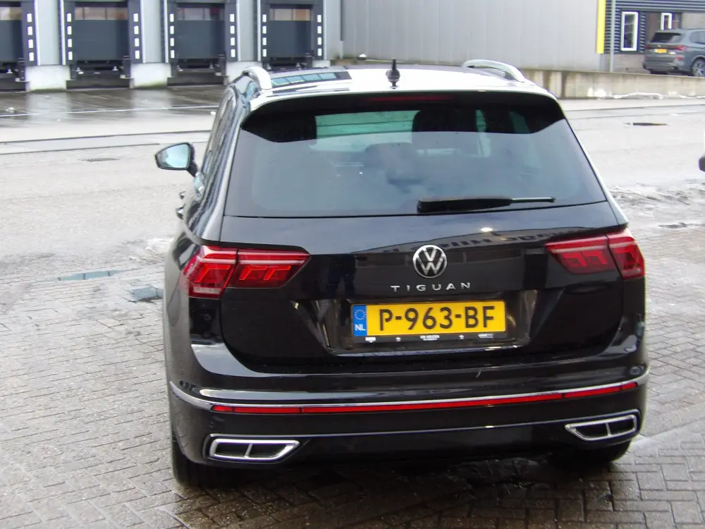 Volkswagen Tiguan 1.5 TSI R-Line Business+ (bj 2022) uit 2022, foto 5