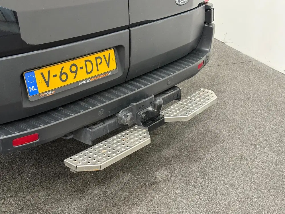Ford Transit 310 2.0 TDCI L2H2 Trend Automaat Navigatie uit 2024, foto 3