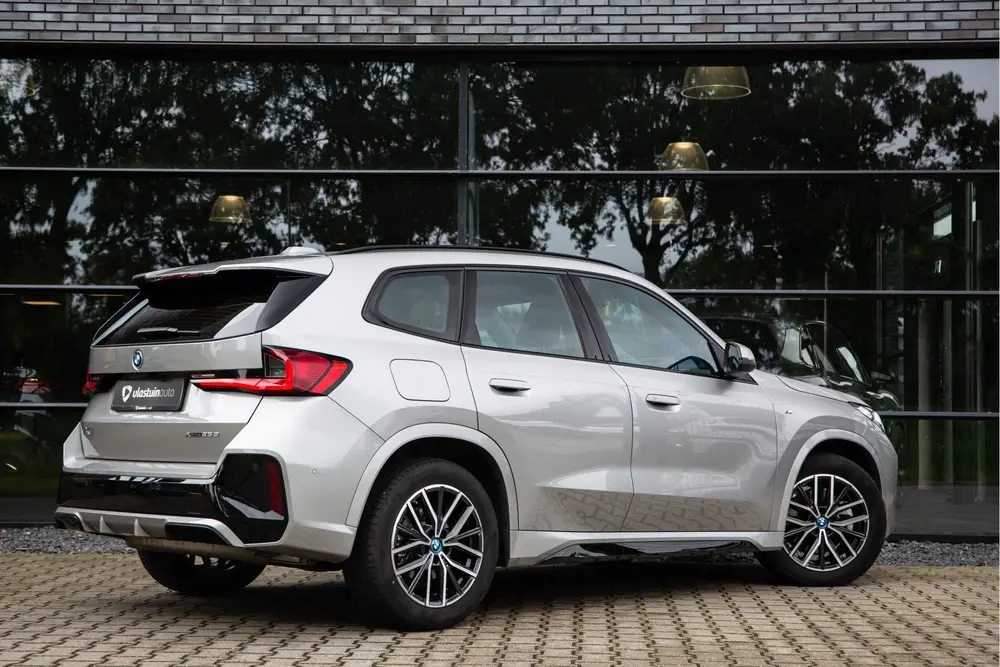 BMW X1 xDrive25e M-sport uit 2025, foto 2