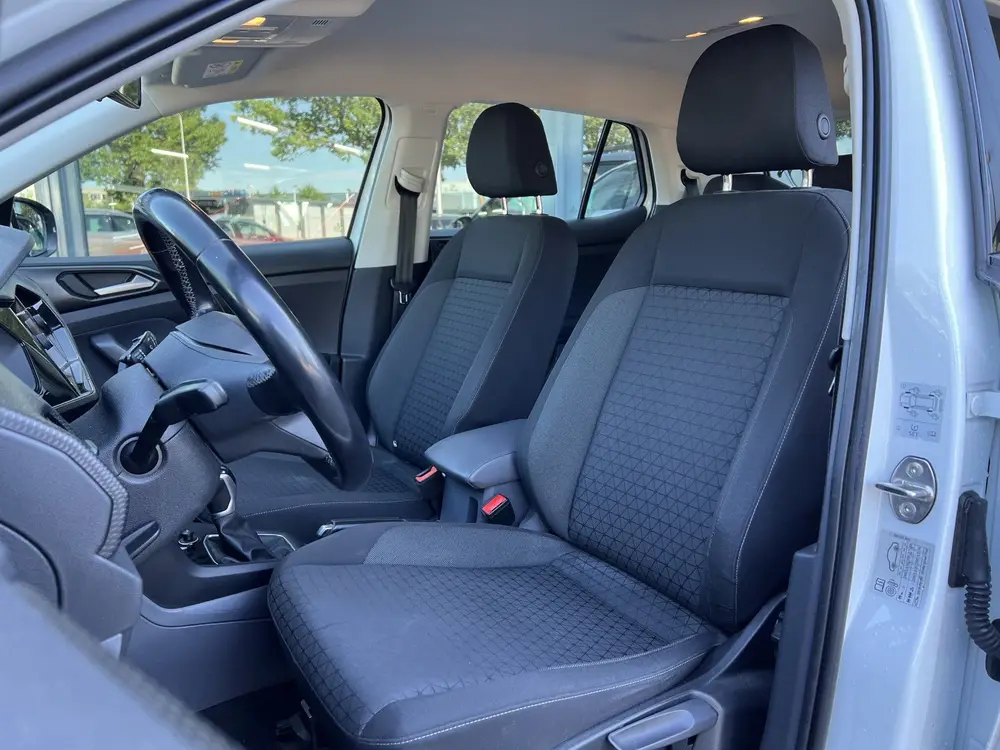 Volkswagen T-Cross 1.0 TSI Life | Camera | Apple Carplay | uit 2019, foto 4