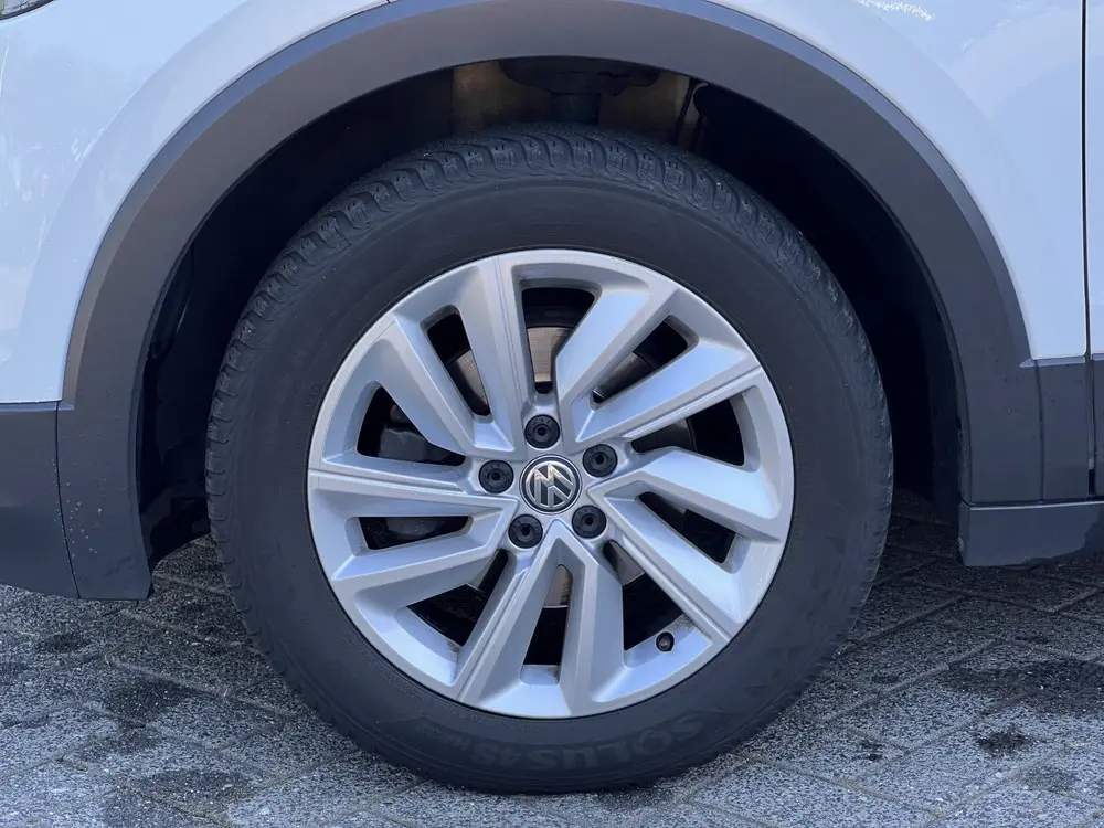 Volkswagen T-Cross 1.0 TSI Life | Camera | Apple Carplay | uit 2019, foto 9
