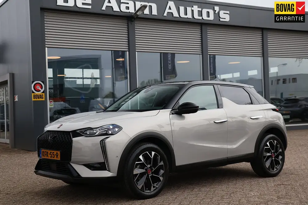 DS Automobiles DS 3 DS 3 1.2 PureTech Performance Line Led Vis uit 2023