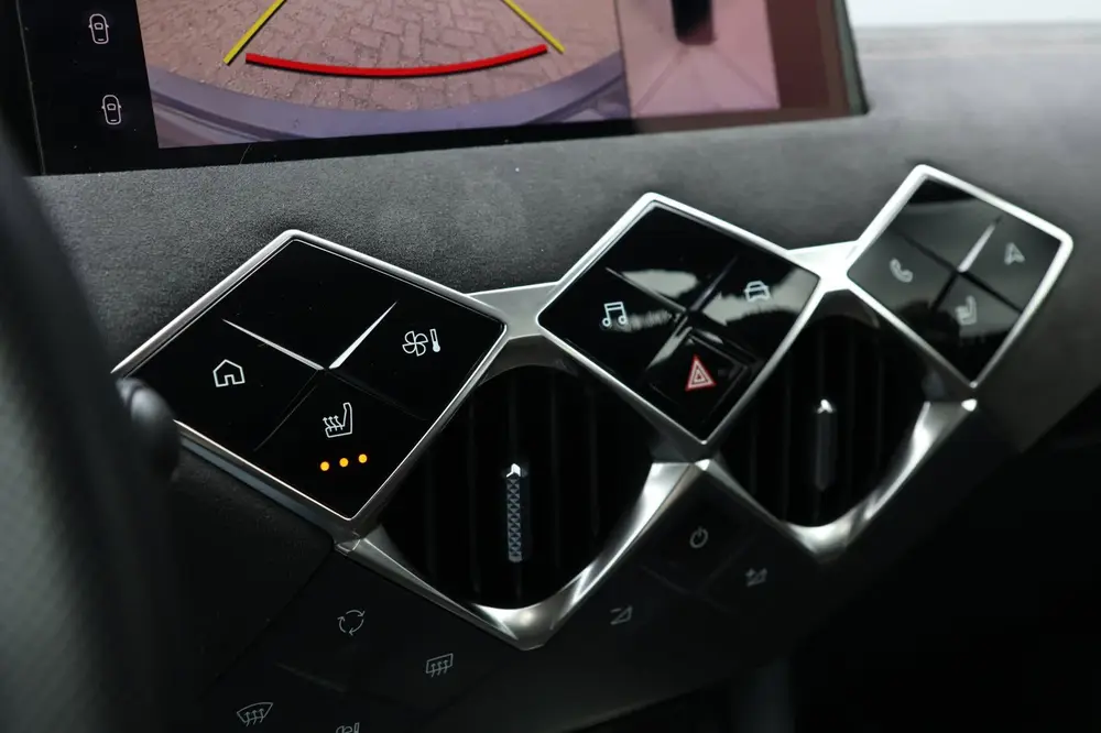 DS Automobiles DS 3 DS 3 1.2 PureTech Performance Line Led Vis uit 2023, foto 14