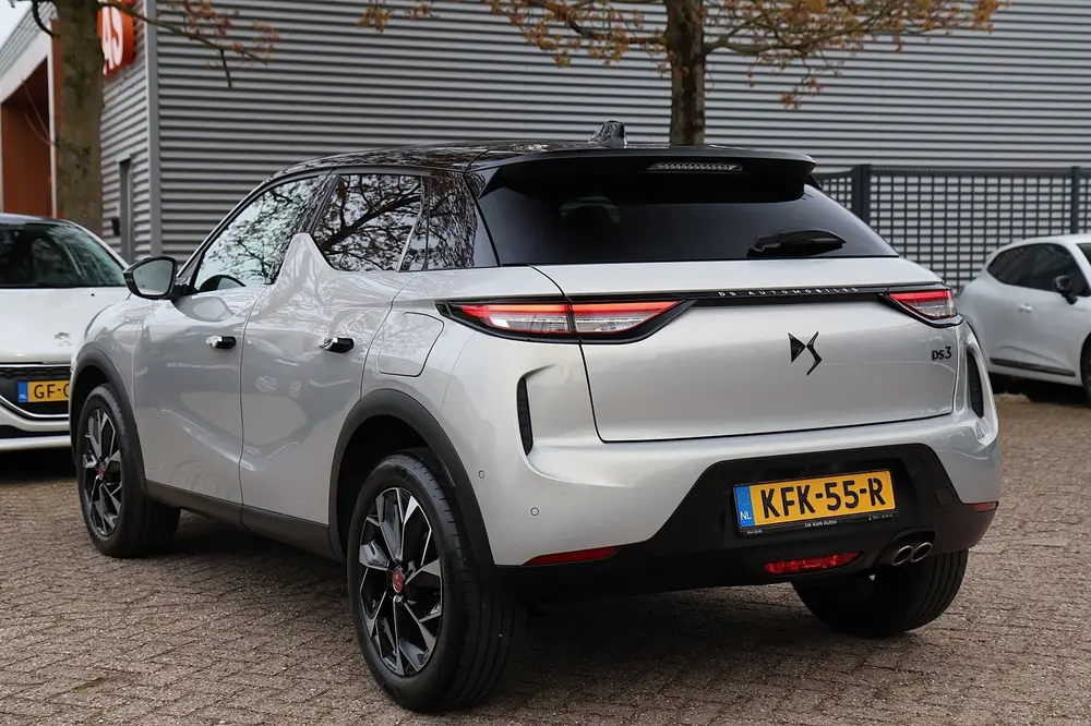DS Automobiles DS 3 DS 3 1.2 PureTech Performance Line Led Vis uit 2023, foto 2