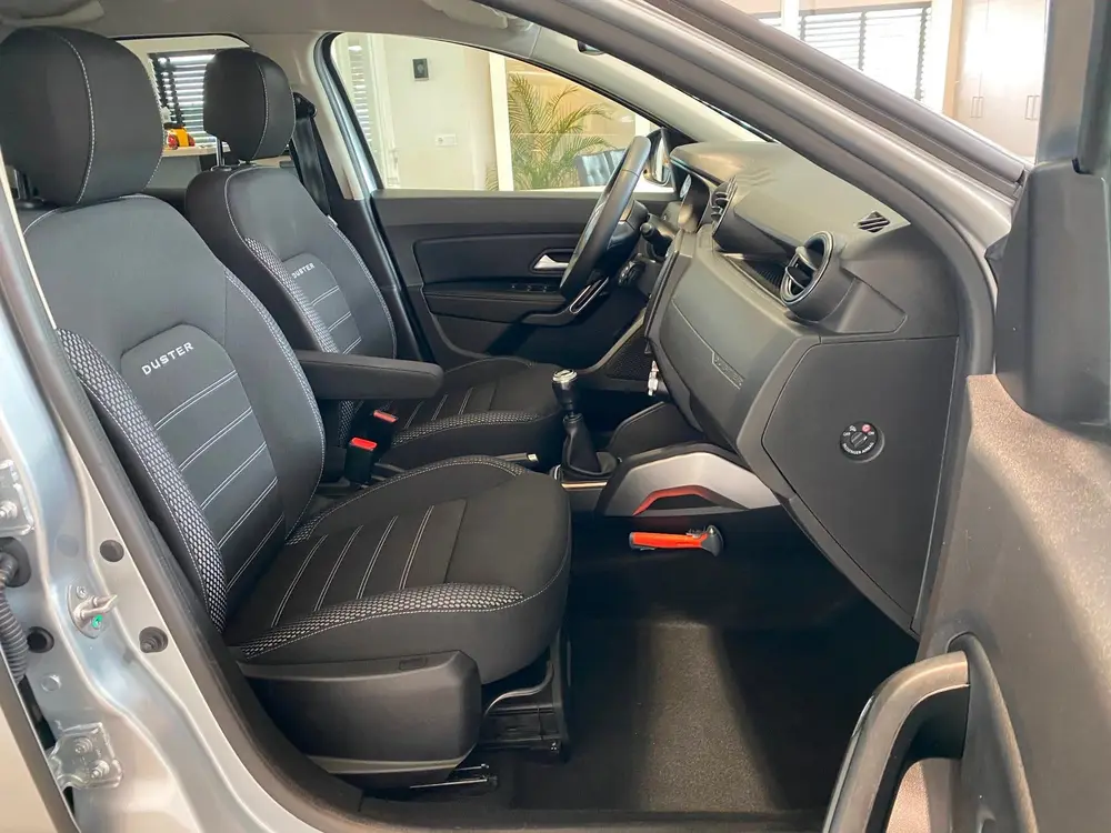 Dacia Duster 1.3 TCe 131PK Prestige Trekhaak NL-auto uit 2020, foto 15