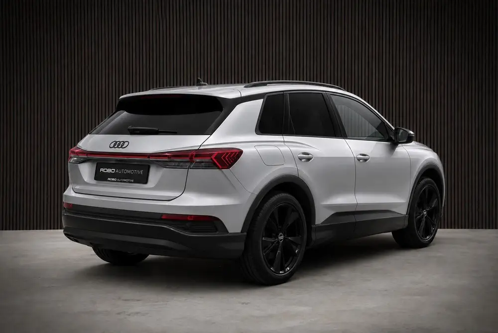 Audi Q4 e-tron 40 Advanced edition 77 kWh uit 2023, foto 2