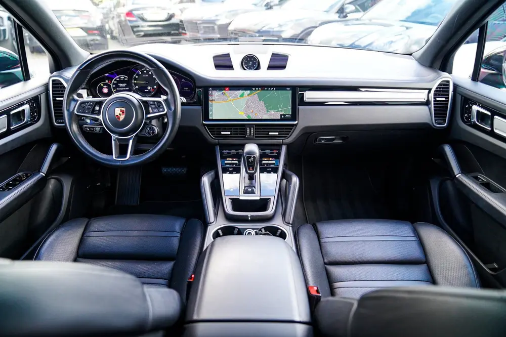 Porsche Cayenne 3.0 E-Hybrid | Massage | Stoelverkoeling | 3 uit 2019, foto 3