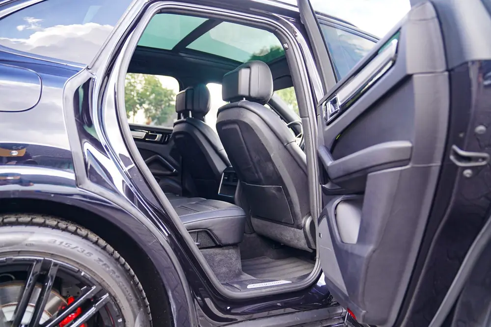 Porsche Cayenne 3.0 E-Hybrid | Massage | Stoelverkoeling | 3 uit 2019, foto 4