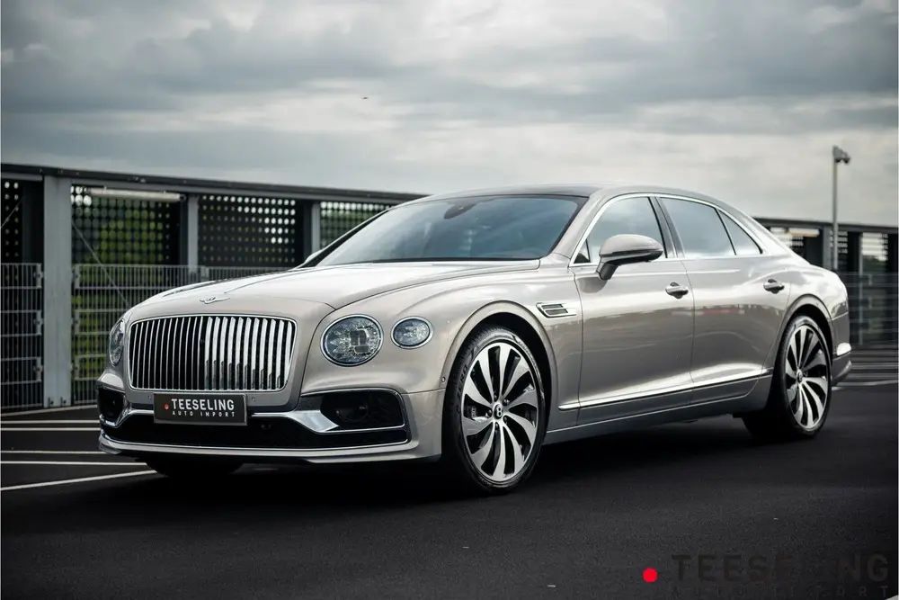 Bentley Flying Spur 4.0 V8 | Extreme Silver | Massage uit 2021