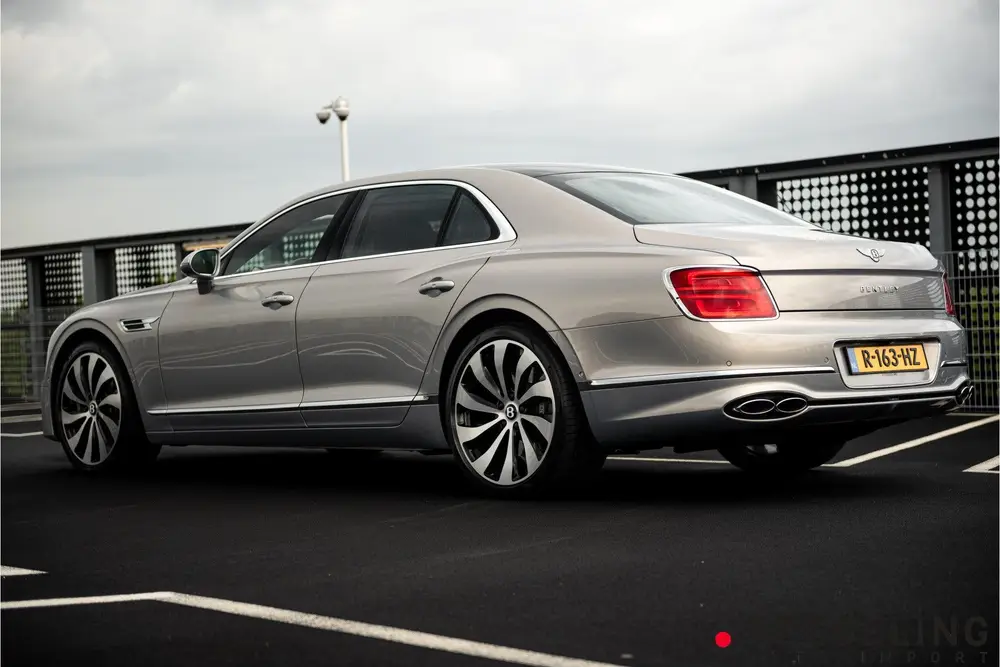 Bentley Flying Spur 4.0 V8 | Extreme Silver | Massage uit 2021, foto 8