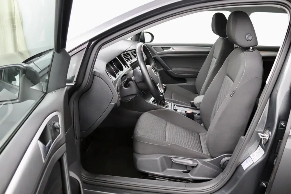 Volkswagen Golf 1.0 TSI Life antraciet uit 2020, foto 12