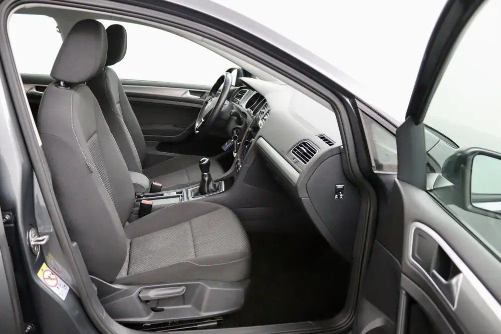 Volkswagen Golf 1.0 TSI Life antraciet uit 2020, foto 13