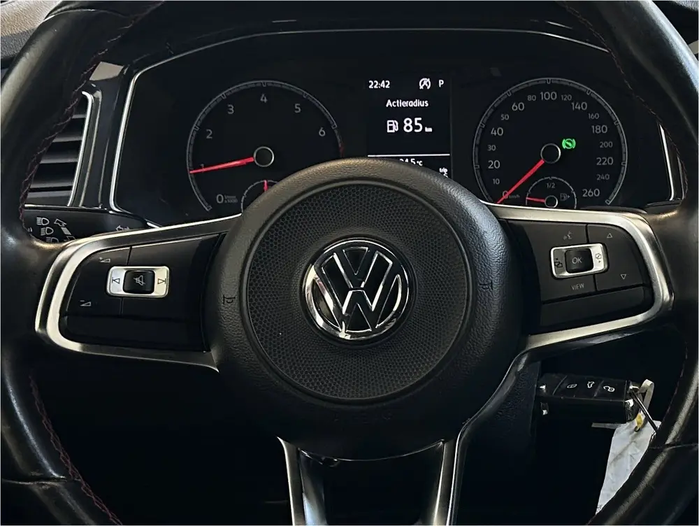 Volkswagen T-Roc 1.5 TSI Sport Automaat | LM velgen | Airco uit 2019, foto 7