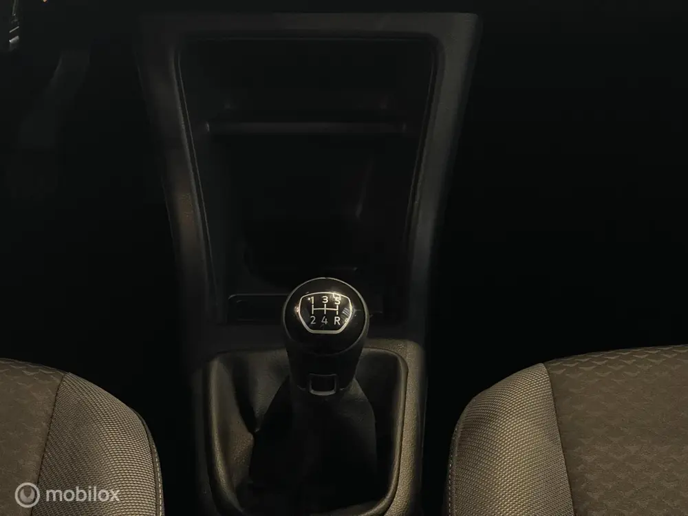 Volkswagen Up! Active | Stoelverwarming | Camera | Cruise | uit 2022, foto 20
