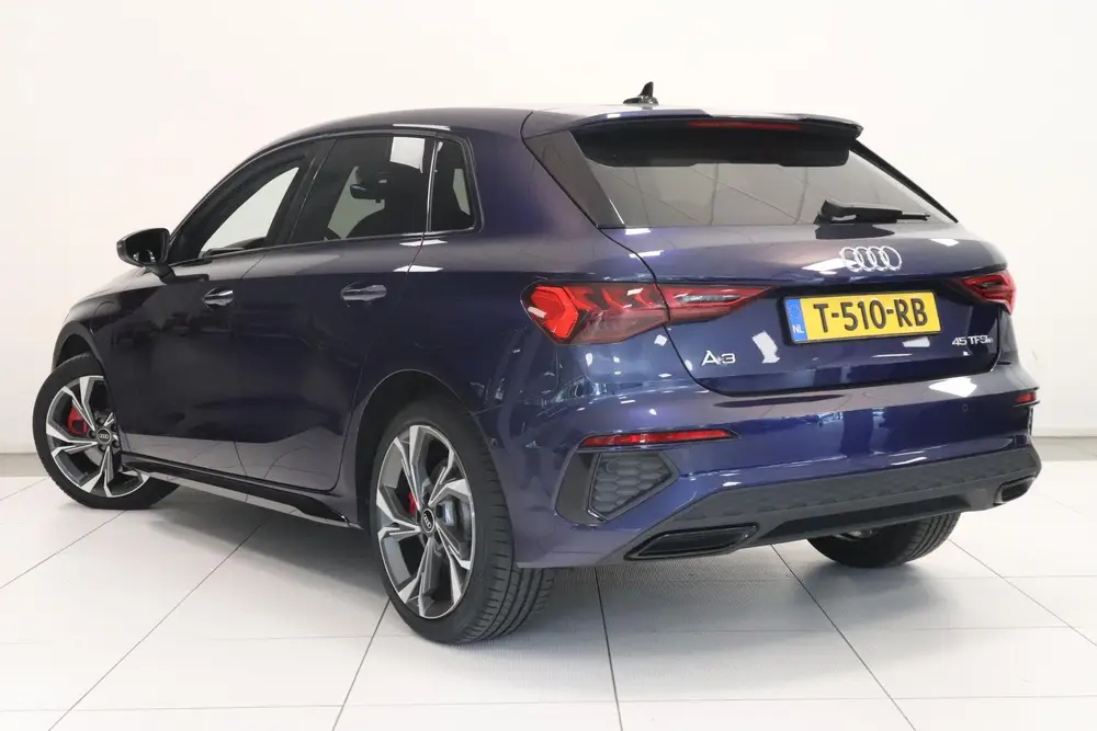 Audi A3 45 TFSI e S edition Competition uit 2021, foto 6