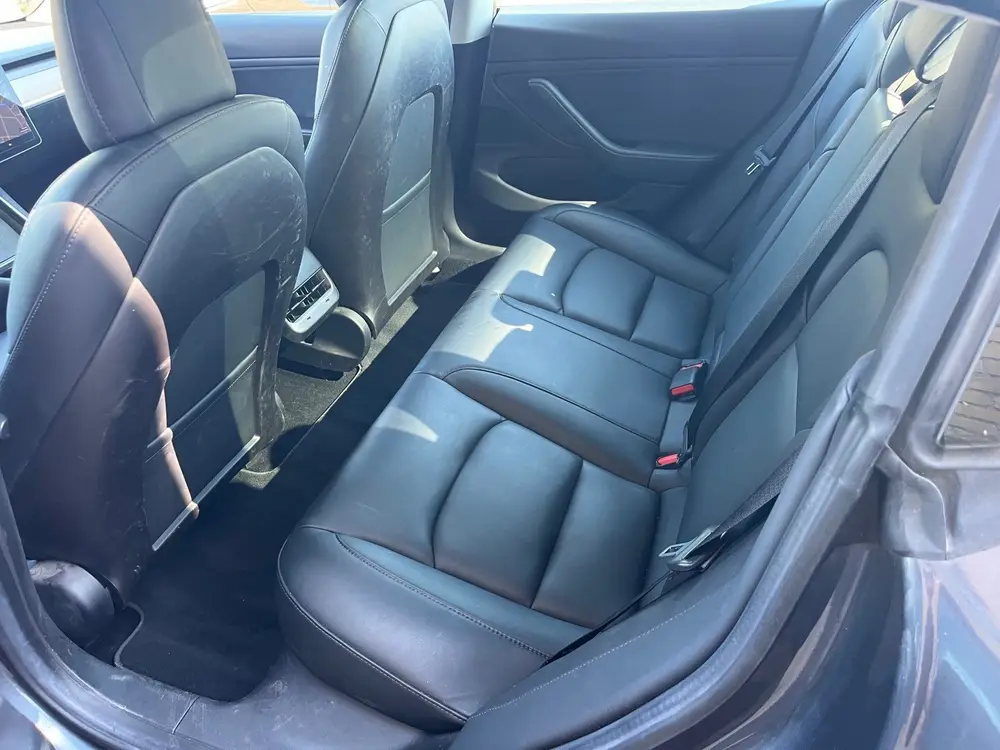 Tesla Model 3 Standard RWD Plus 60 kWh uit 2019, foto 16
