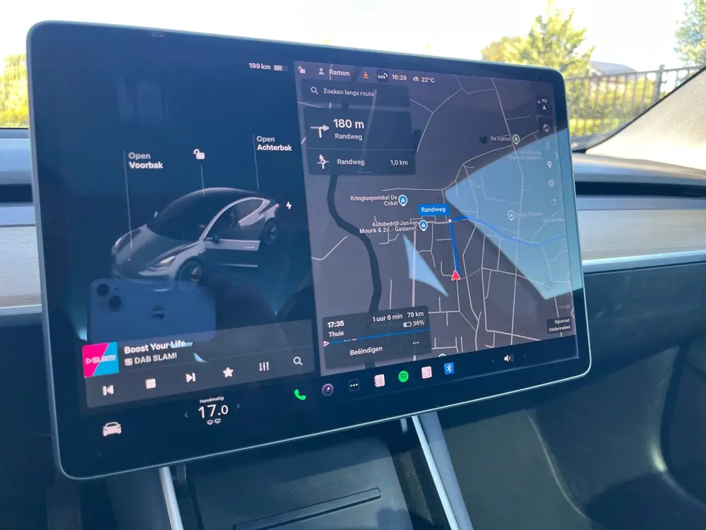 Tesla Model 3 Standard RWD Plus 60 kWh uit 2019, foto 18