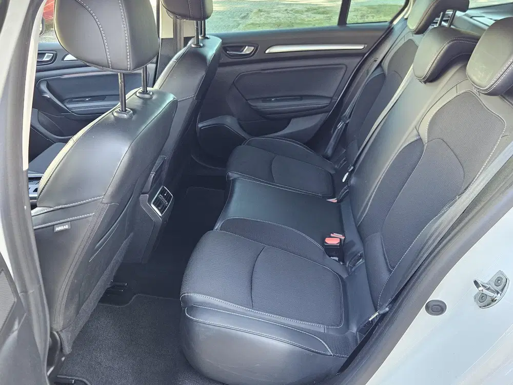 Renault Megane Mégane Estate 1.3 TCe 140 Techno uit 2022, foto 8