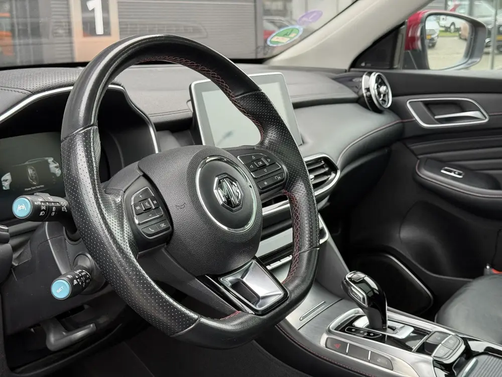 MG EHS 1.5 TGDI PHEV Aut. Luxury | Panoramadak | Leder | Nav uit 2021, foto 12