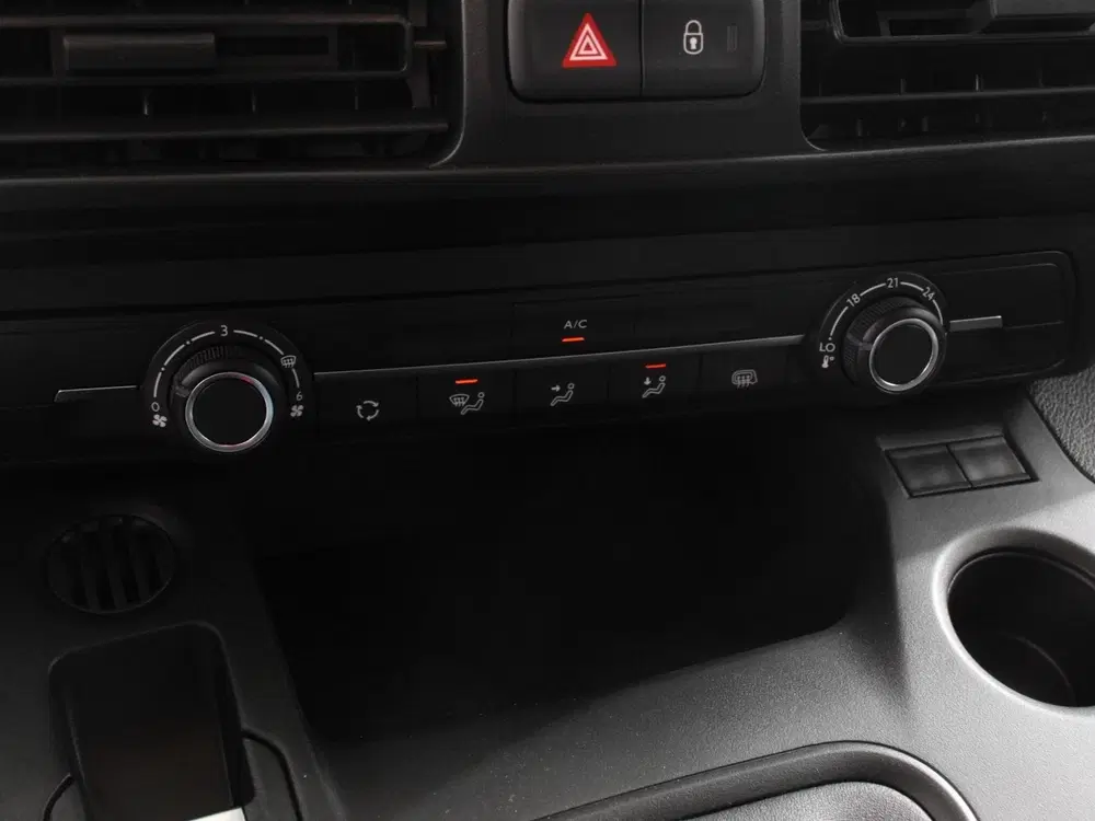 Peugeot Partner 1.5 BlueHDi 100PK L1 Airco Camera Cruise C uit 2024, foto 19