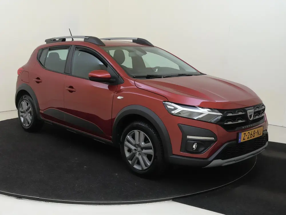 Dacia Sandero 1.0 TCe 90 Expression uit 2022, foto 2
