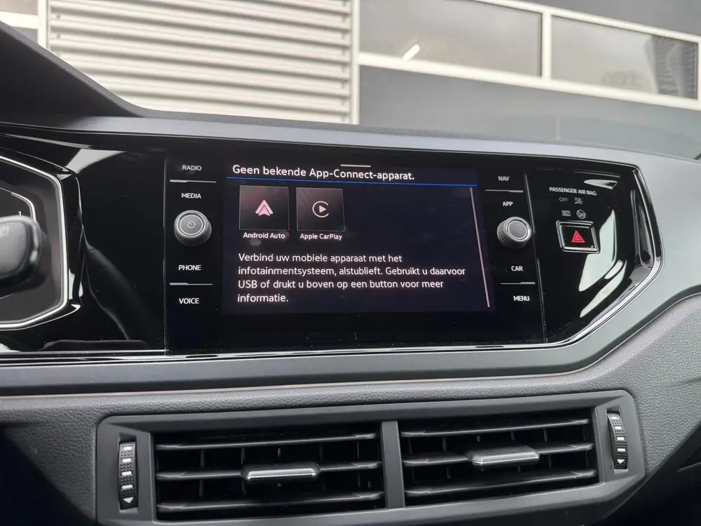 Volkswagen Taigo 1.0 TSI R-Line |Camera |Virtual display |IQ uit 2025, foto 13