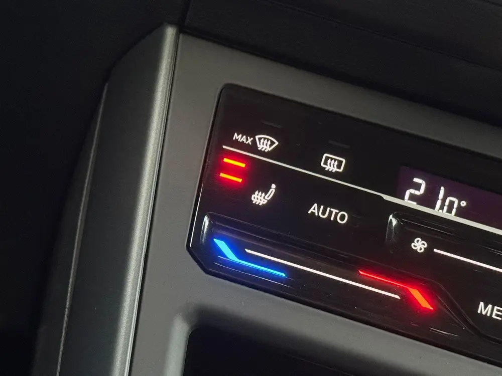 Volkswagen Taigo 1.0 TSI R-Line |Camera |Virtual display |IQ uit 2025, foto 14