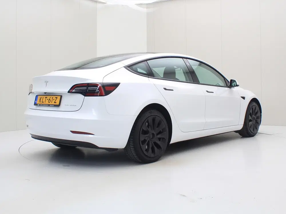 Tesla Model 3 Long-Range AWD 351pk 75 kWh UPGRADE 94 uit 2023, foto 2