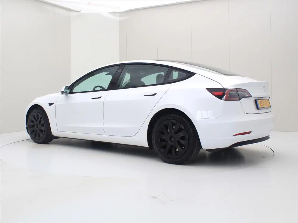 Tesla Model 3 Long-Range AWD 351pk 75 kWh UPGRADE 94 uit 2023, foto 3
