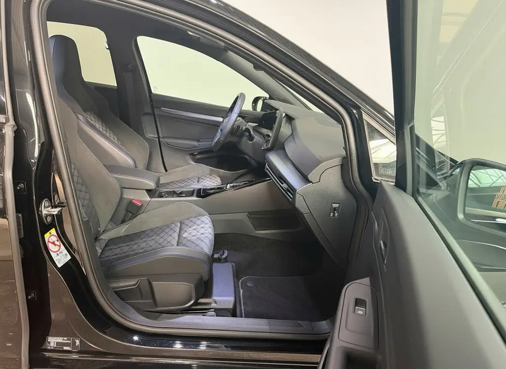 Volkswagen Golf 1.5 eTSI R-Line Edition - Stoel/Stuur verwar uit 2025, foto 10
