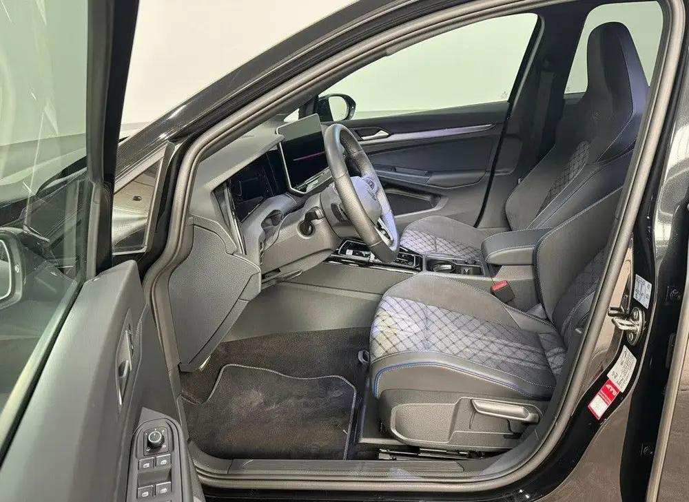 Volkswagen Golf 1.5 eTSI R-Line Edition - Stoel/Stuur verwar uit 2025, foto 9
