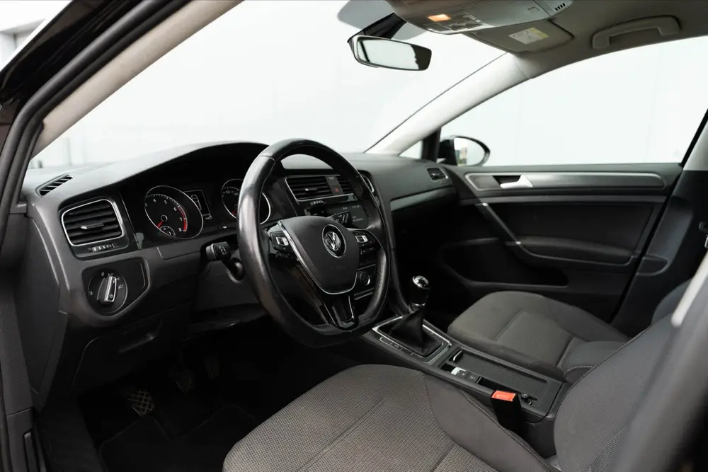 Volkswagen Golf VII Golf 1.0 TSI Comfortline Business 2019 Zwart uit 2019, foto 8