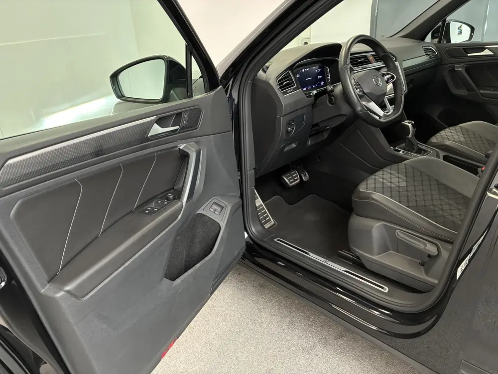 Volkswagen Tiguan 1.4 TSI eHybrid R-Line Black Style | 100% uit 2023, foto 14