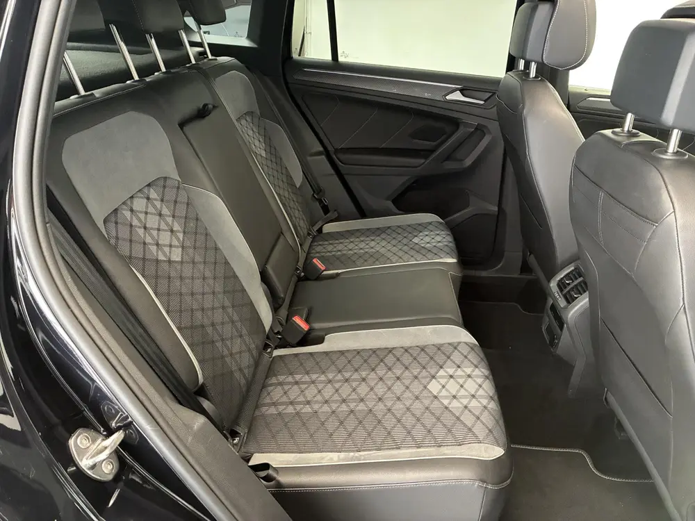 Volkswagen Tiguan 1.4 TSI eHybrid R-Line Black Style | 100% uit 2023, foto 19