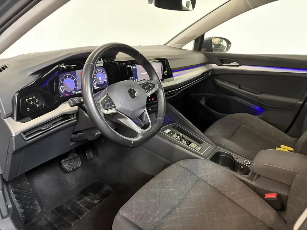 Volkswagen Golf 1.0 eTSI 110pk Automaat Life Climate control uit 2021, foto 2