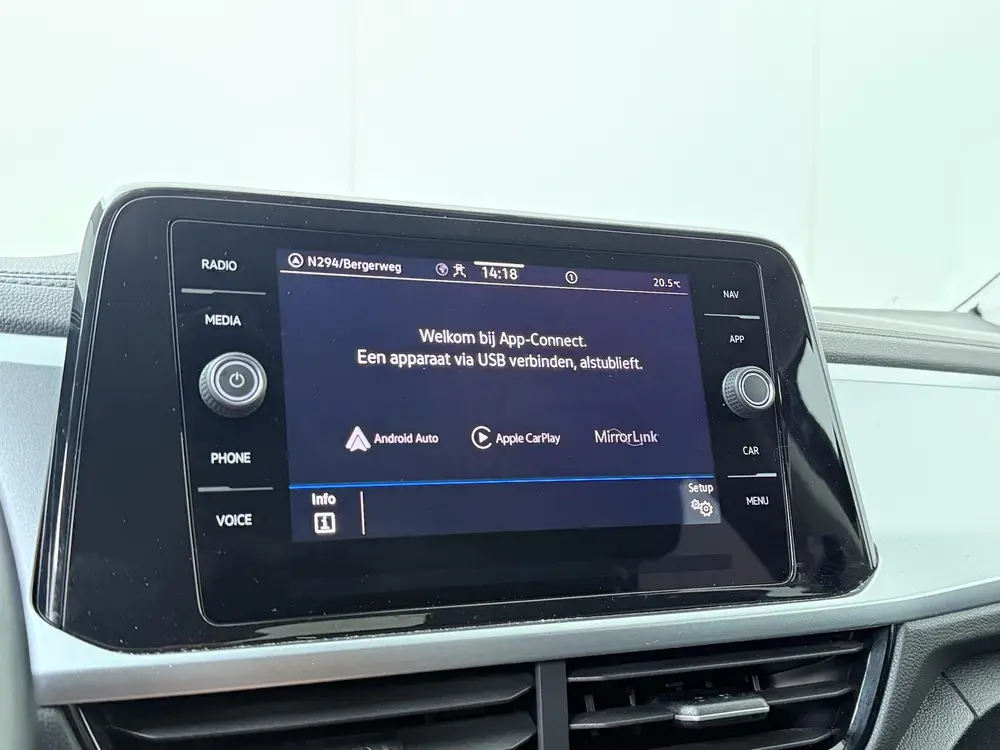 Volkswagen T-Roc 1.0 TSI Life | 110 PK | Trekhaak | Adaptive uit 2022, foto 15