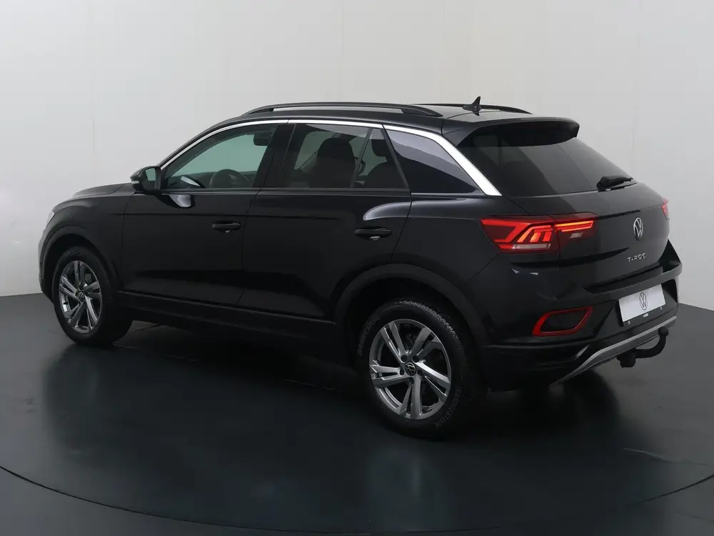 Volkswagen T-Roc 1.0 TSI Life | 110 PK | Trekhaak | Adaptive uit 2022, foto 4
