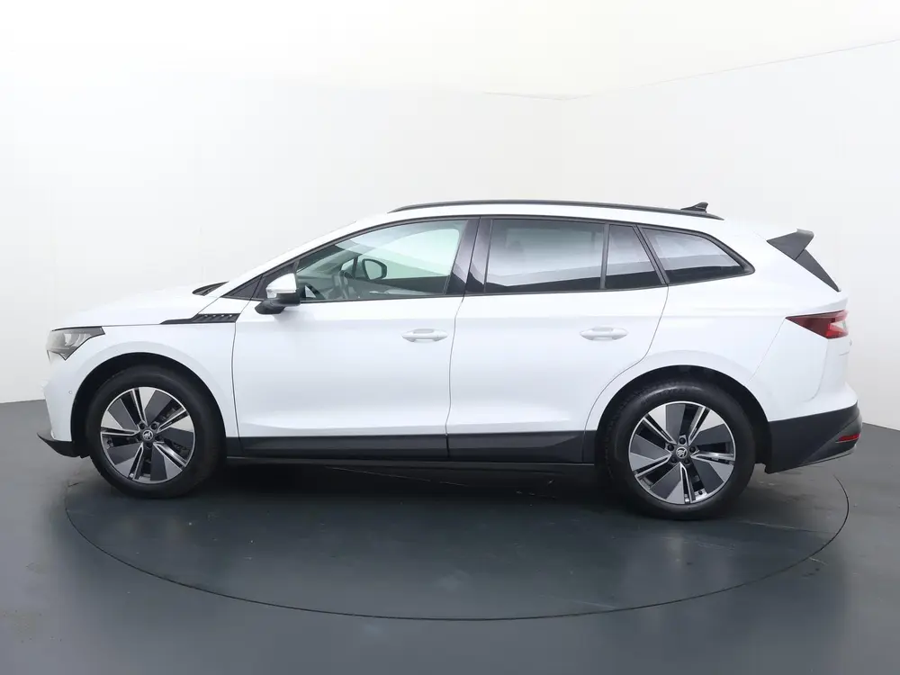 Skoda Enyaq 60 uit 2022, foto 2