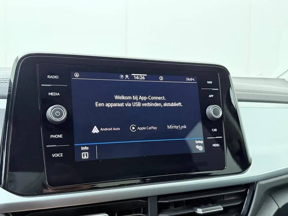Volkswagen T-Roc 1.5 TSI Life | 150 PK | Trekhaak afneembaar uit 2022, foto 15