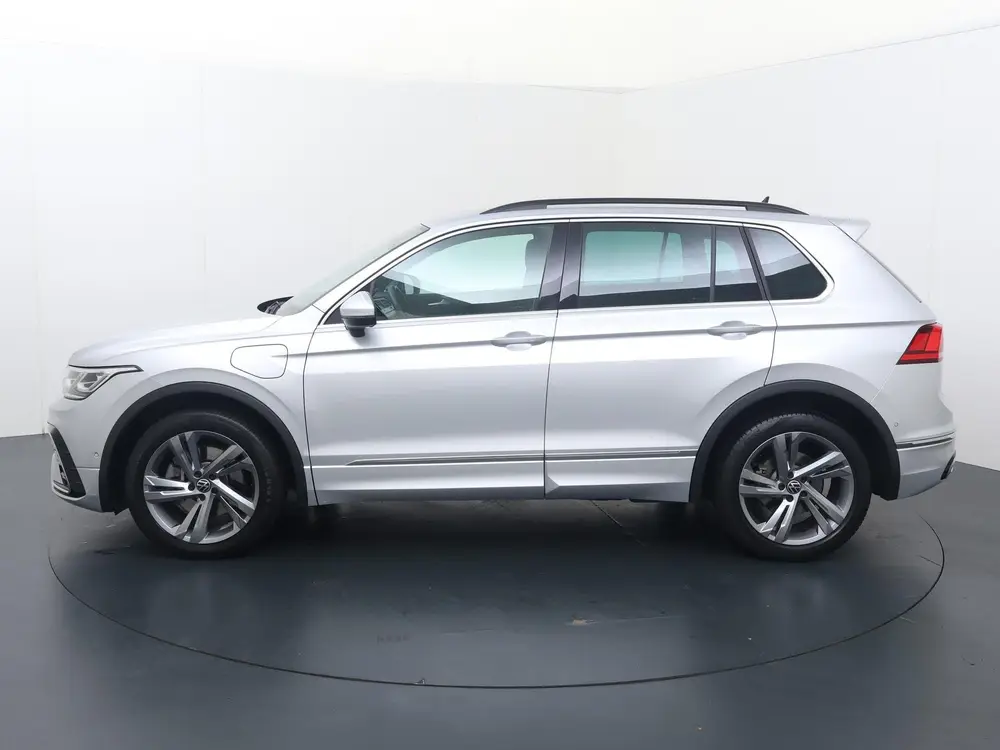 Volkswagen Tiguan 1.4 TSI eHybrid R-Line Business+ | 245 PK uit 2024, foto 2