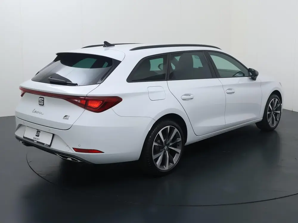 SEAT Leon FR PHEV First Edition 1.5 TSI eHybrid uit 2025, foto 5
