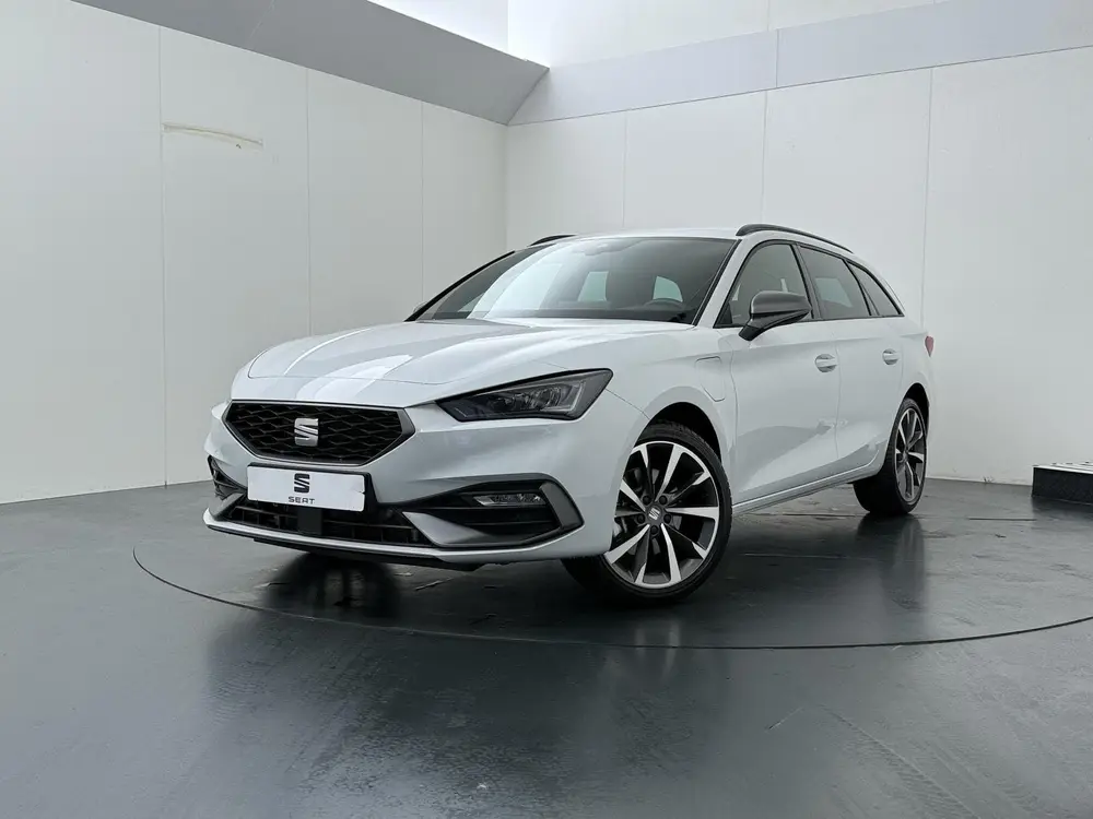 SEAT Leon FR PHEV First Edition 1.5 TSI eHybrid uit 2025, foto 6