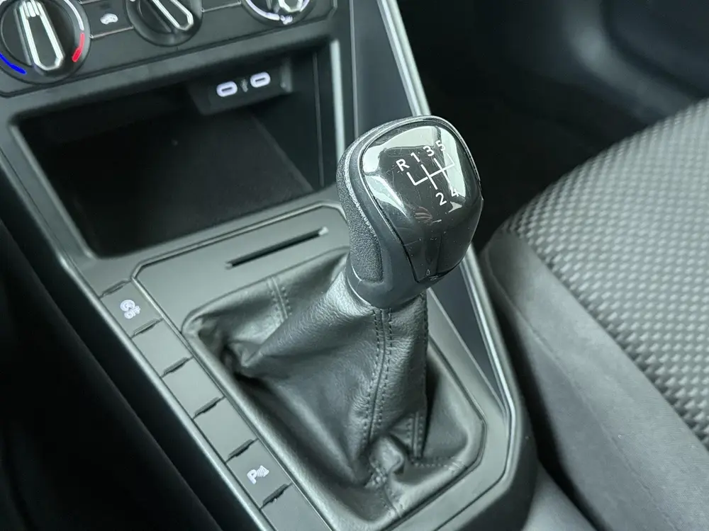 Volkswagen Polo 1.0 TSI Polo | 95 PK | Cruise control | Park uit 2024, foto 15