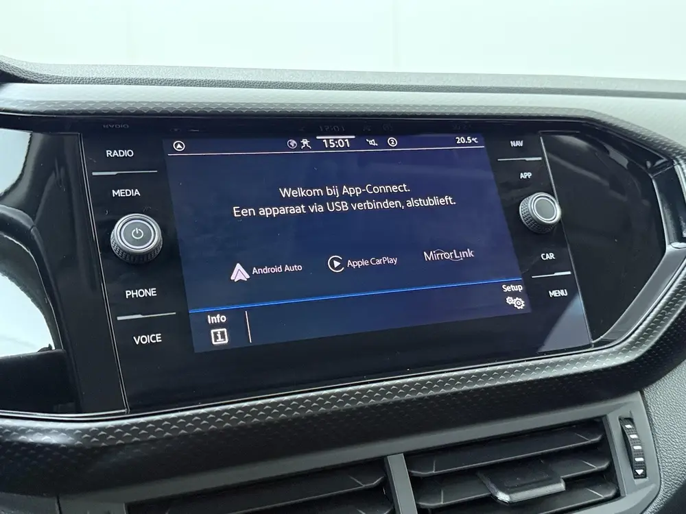 Volkswagen T-Cross 1.0 TSI Life | 95 PK | Climate control | uit 2023, foto 14