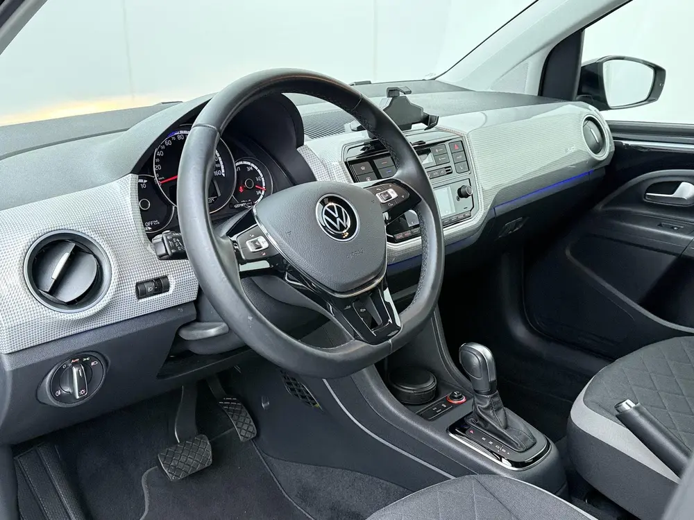 Volkswagen e-Up! Edition | 83 PK | SoH 93% | Cruise control uit 2025, foto 6