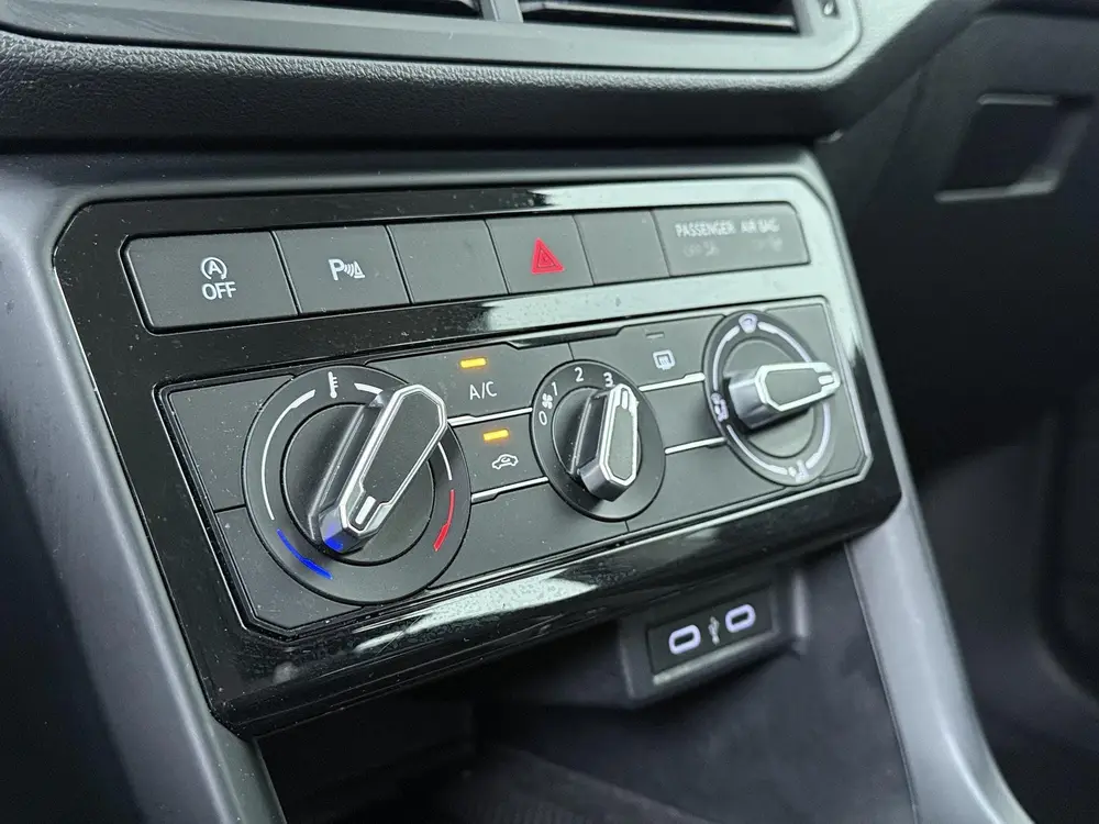 Volkswagen T-Cross 1.0 TSI Life | 95 PK | Adaptive cruise co uit 2022, foto 18