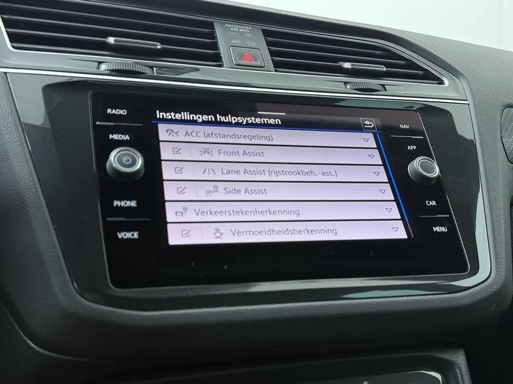 Volkswagen Tiguan 1.4 TSI eHybrid R-Line Business | 245 PK | uit 2023, foto 17